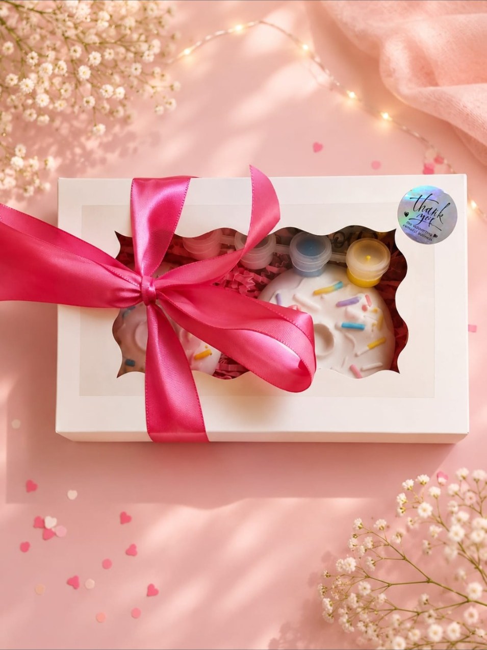 Echt Nine Kids Creations cadeaupakket met strik en gipshartjes